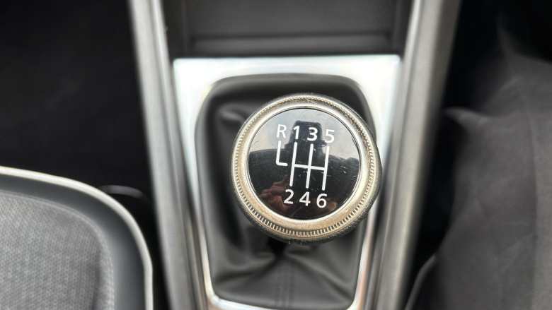 Renault Captur 1.0 TCE 90 Techno 5dr Petrol Hatchback